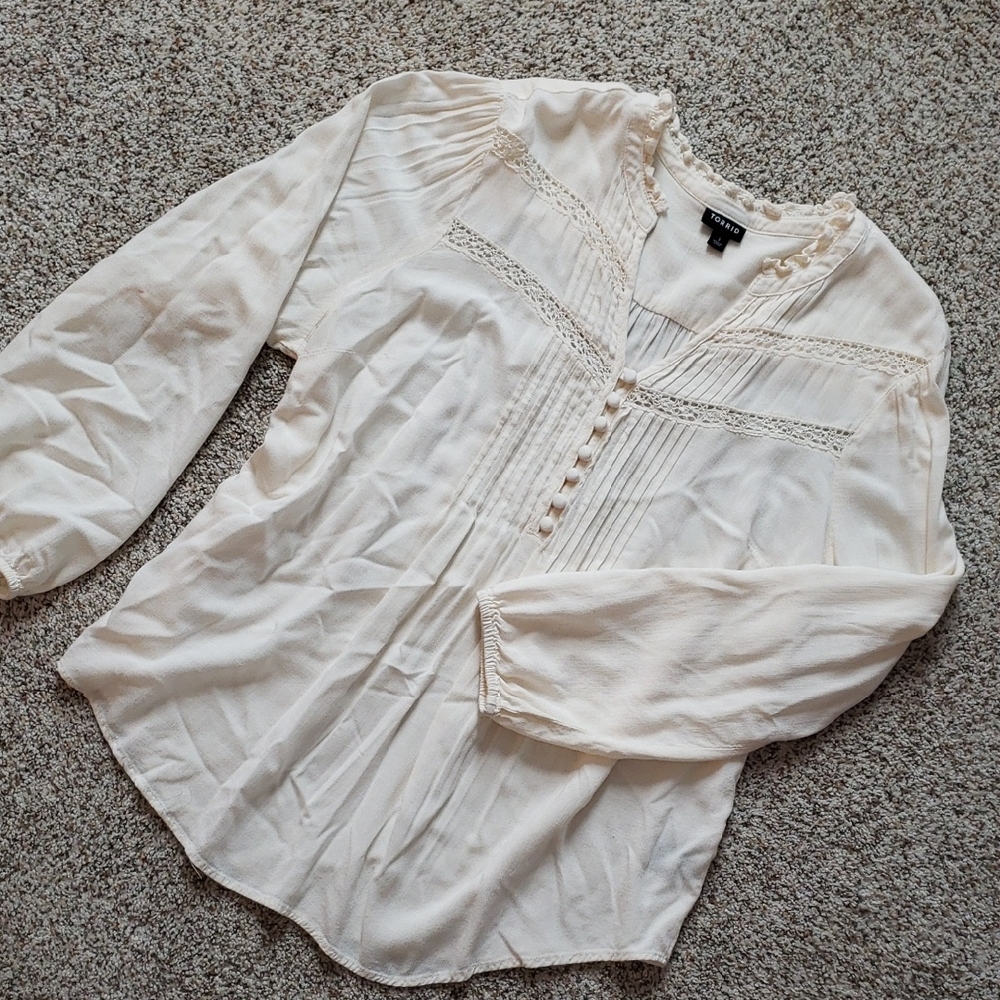 Torrid Cream Detail Blouse